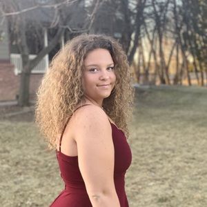 Meet your Posher, Maggie